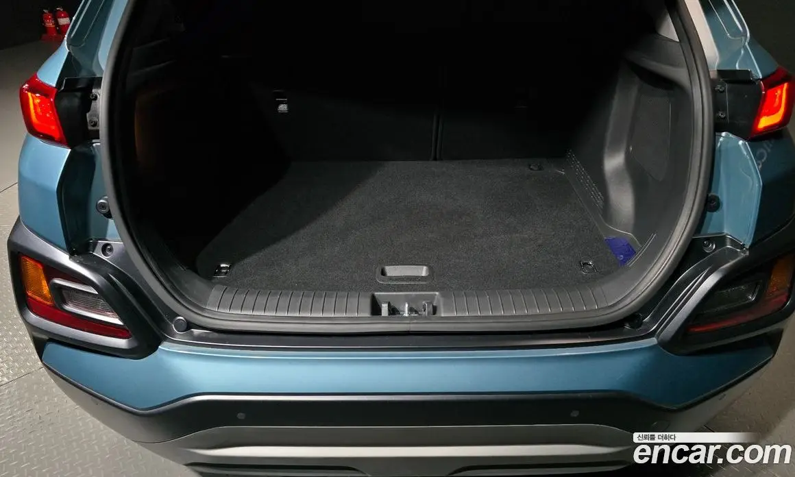 Hyundai Kona 2018 1.6 автомат (гидро), фото 26