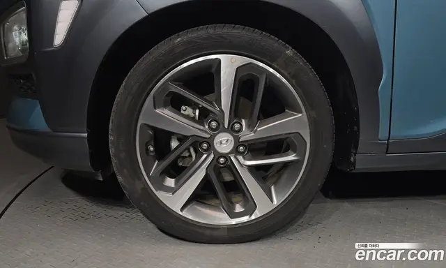 Hyundai Kona 2018 1.6 автомат (гидро), миниатюра 5