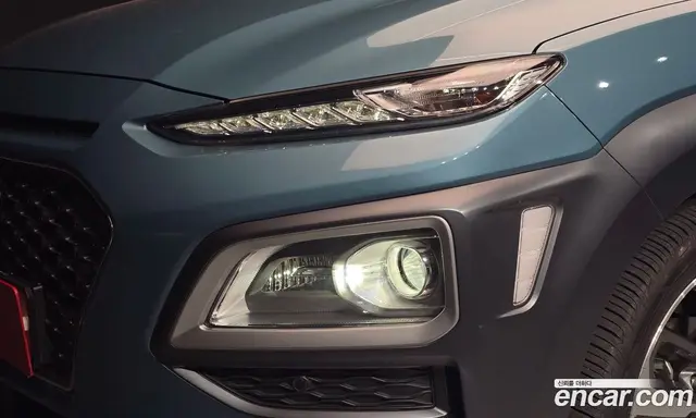 Hyundai Kona 2018 1.6 автомат (гидро), миниатюра 8