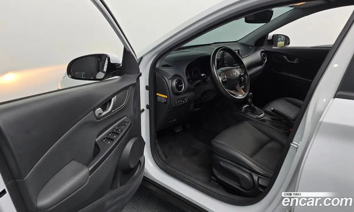 Hyundai Kona 2020 1.6 автомат (гидро), фото 12 Hyundai Kona 2020 1.6 автомат (гидро), фото 12