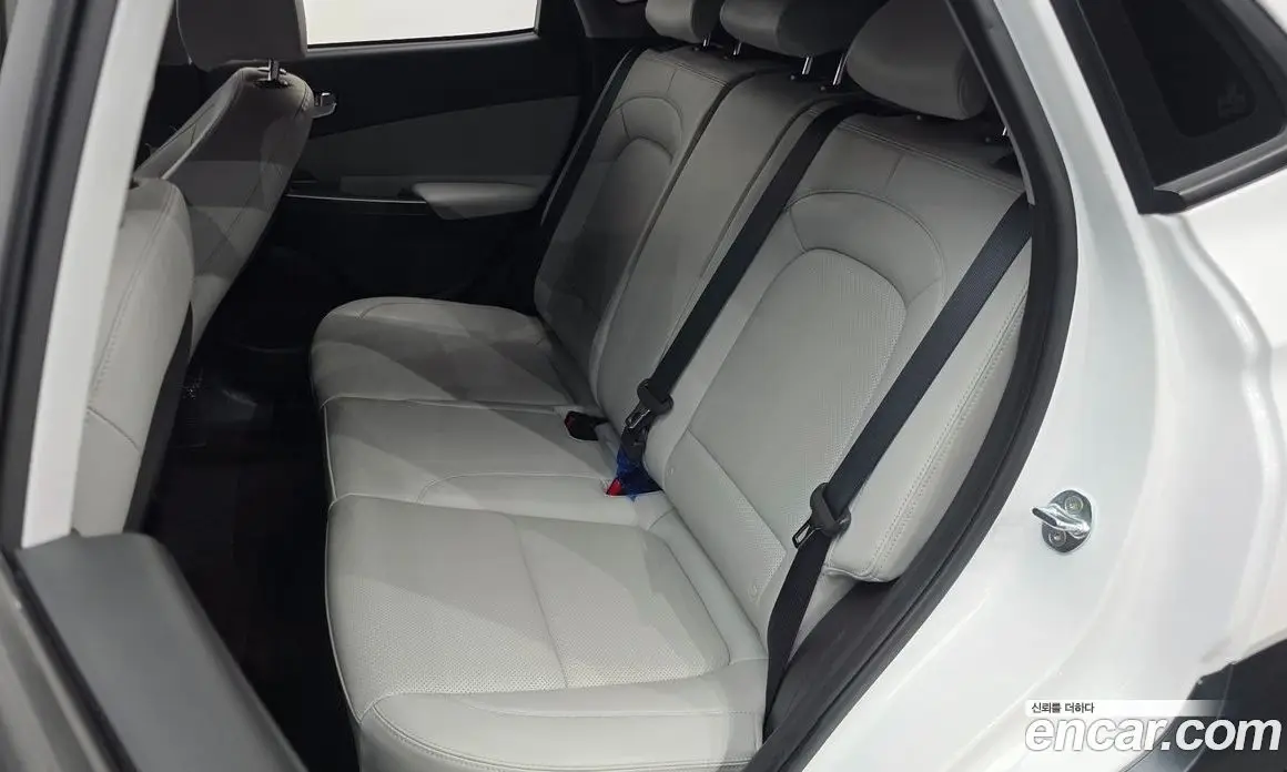 Hyundai Kona 2022 1.6 автомат (гидро), фото 16 Hyundai Kona 2022 1.6 автомат (гидро), фото 16