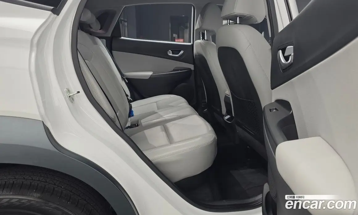 Hyundai Kona 2022 1.6 автомат (гидро), фото 18 Hyundai Kona 2022 1.6 автомат (гидро), фото 18