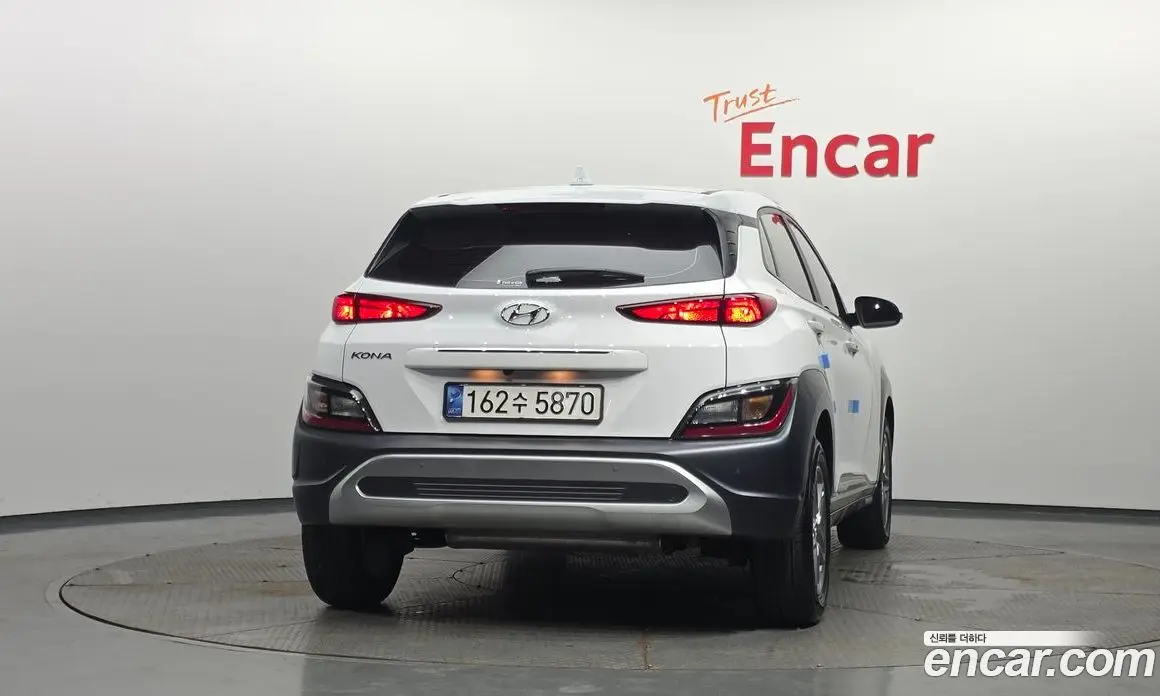 Hyundai Kona 2022 1.6 автомат (гидро), фото 4 Hyundai Kona 2022 1.6 автомат (гидро), фото 4