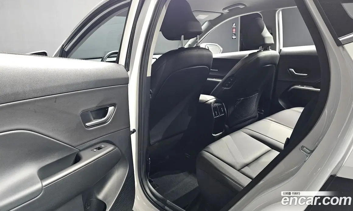 Hyundai Kona 2023 1.6 автомат (гидро), фото 16 Hyundai Kona 2023 1.6 автомат (гидро), фото 16