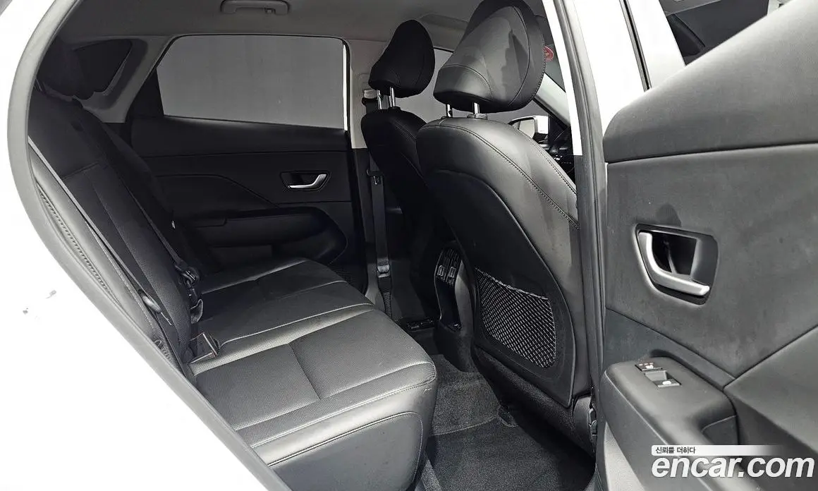 Hyundai Kona 2023 1.6 автомат (гидро), фото 18 Hyundai Kona 2023 1.6 автомат (гидро), фото 18