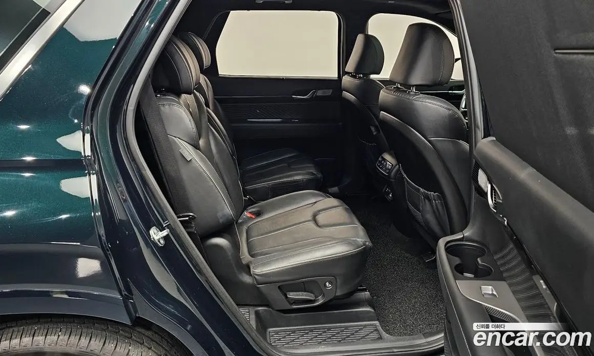 Hyundai Palisade 2023 3.8 автомат (гидро), фото 17