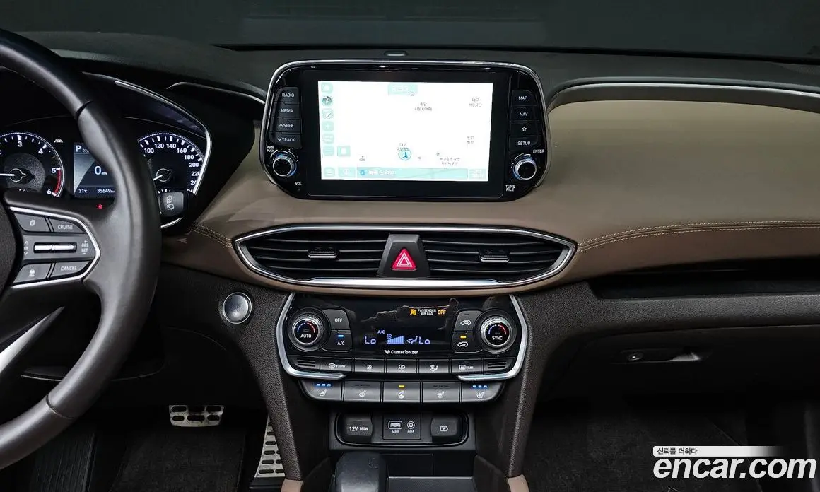 Hyundai Santa Fe 2018 2.0 автомат (гидро), фото 18 Hyundai Santa Fe 2018 2.0 автомат (гидро), фото 18