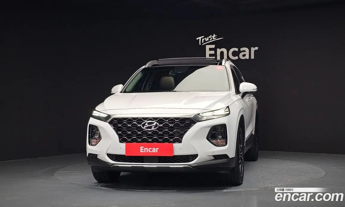 Hyundai Santa Fe 2018 2.0 автомат (гидро), фото 3 Hyundai Santa Fe 2018 2.0 автомат (гидро), фото 3