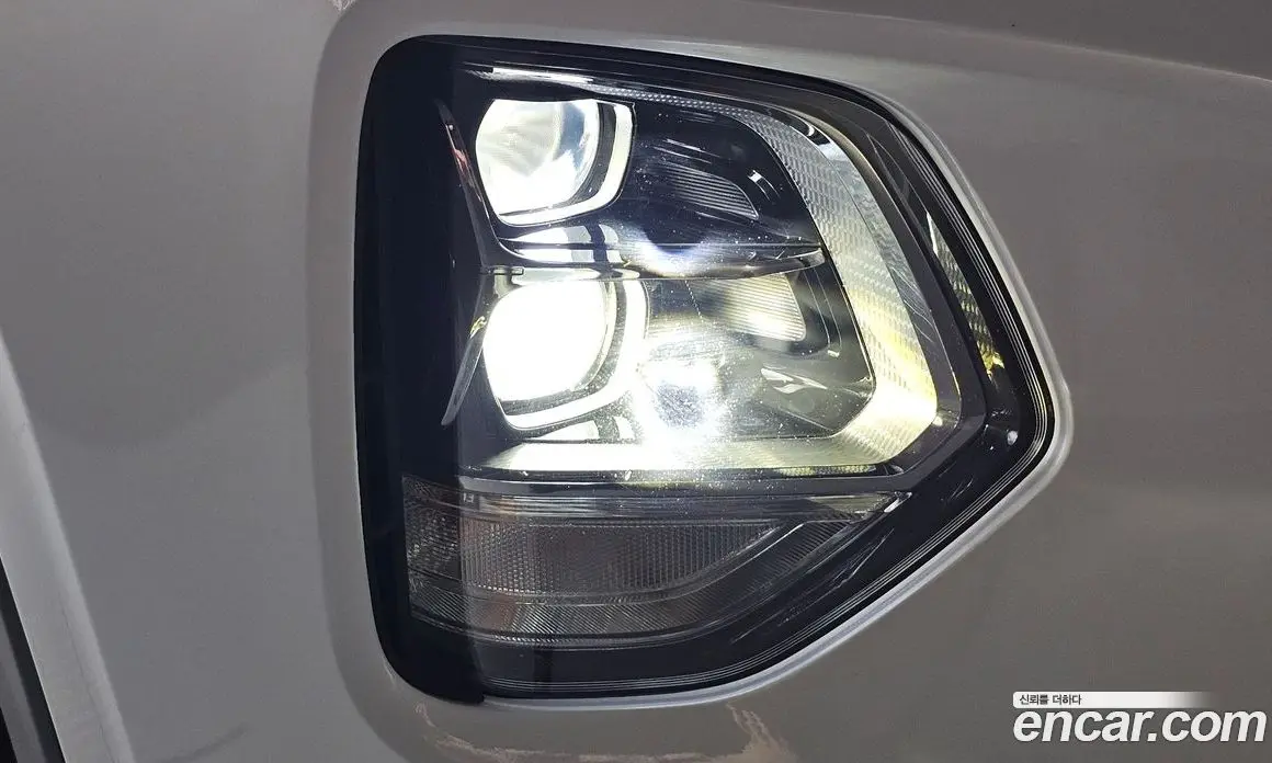 Hyundai Santa Fe 2018 2.0 автомат (гидро), фото 8 Hyundai Santa Fe 2018 2.0 автомат (гидро), фото 8