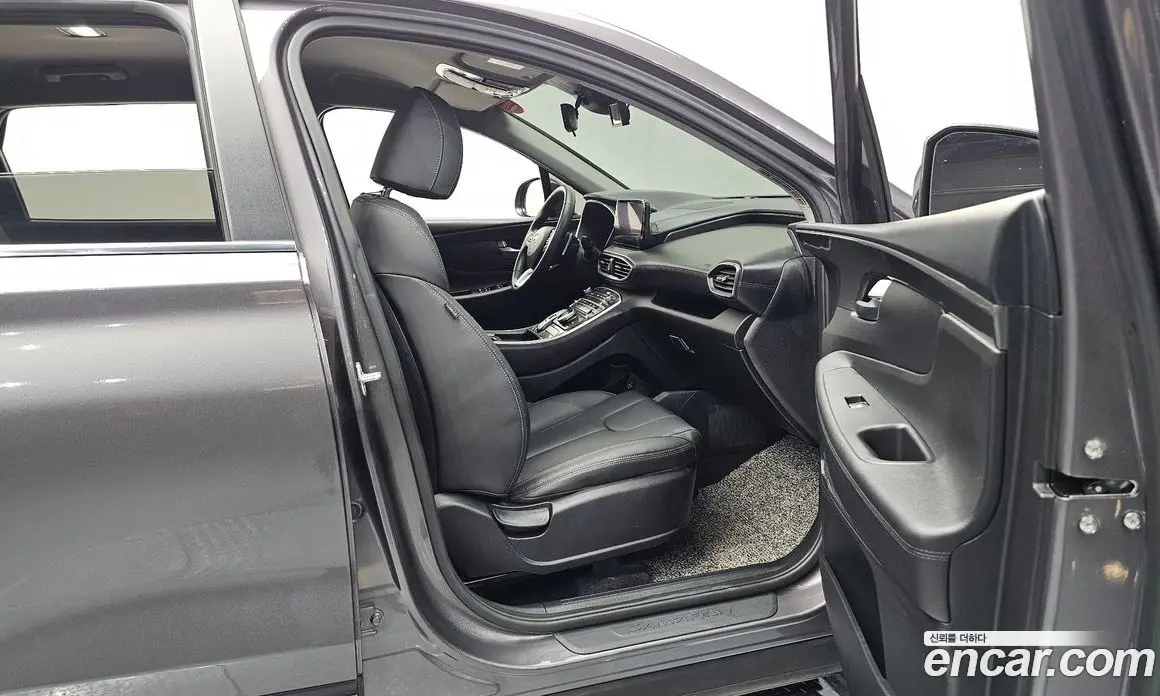 Hyundai Santa Fe 2023 2.2 автомат (гидро), фото 16 Hyundai Santa Fe 2023 2.2 автомат (гидро), фото 16