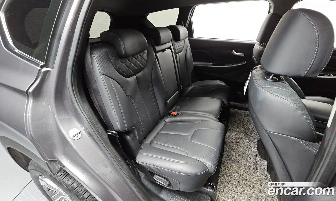 Hyundai Santa Fe 2023 2.2 автомат (гидро), фото 17 Hyundai Santa Fe 2023 2.2 автомат (гидро), фото 17