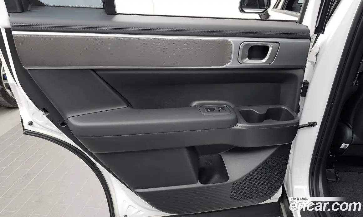 Hyundai Santa Fe 2025 1.6 автомат (гидро), фото 14