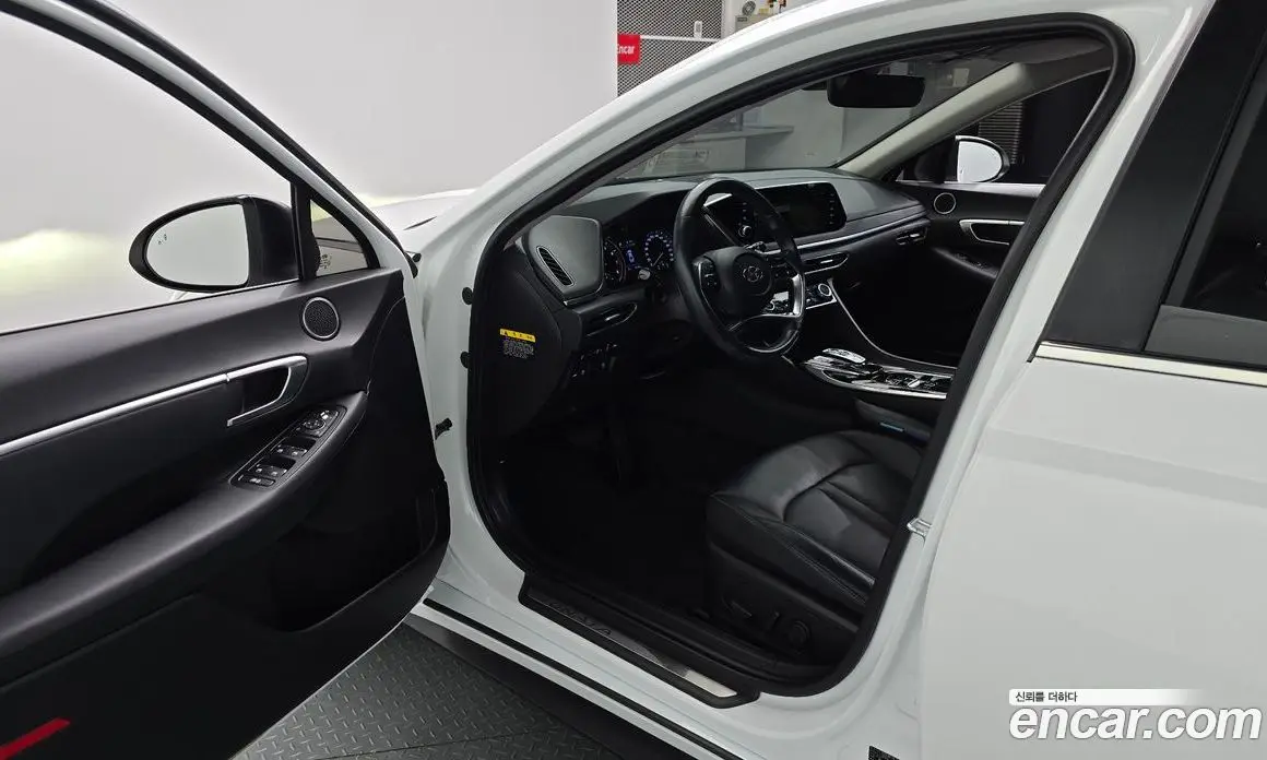 Hyundai Sonata 2019 2.0 автомат (гидро), фото 13 Hyundai Sonata 2019 2.0 автомат (гидро), фото 13