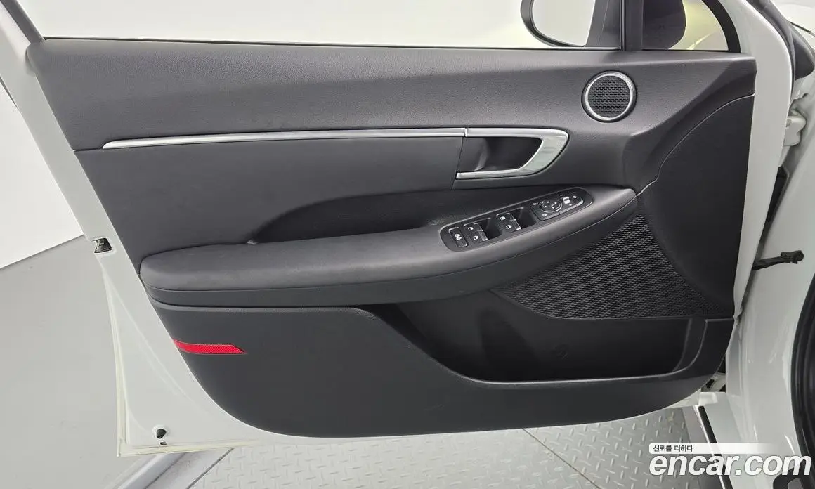 Hyundai Sonata 2019 2.0 автомат (гидро), фото 14 Hyundai Sonata 2019 2.0 автомат (гидро), фото 14
