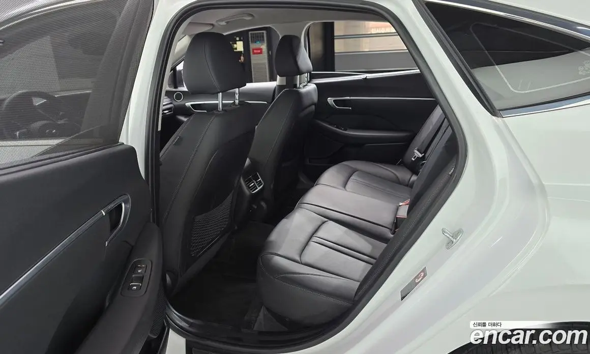Hyundai Sonata 2019 2.0 автомат (гидро), фото 16 Hyundai Sonata 2019 2.0 автомат (гидро), фото 16