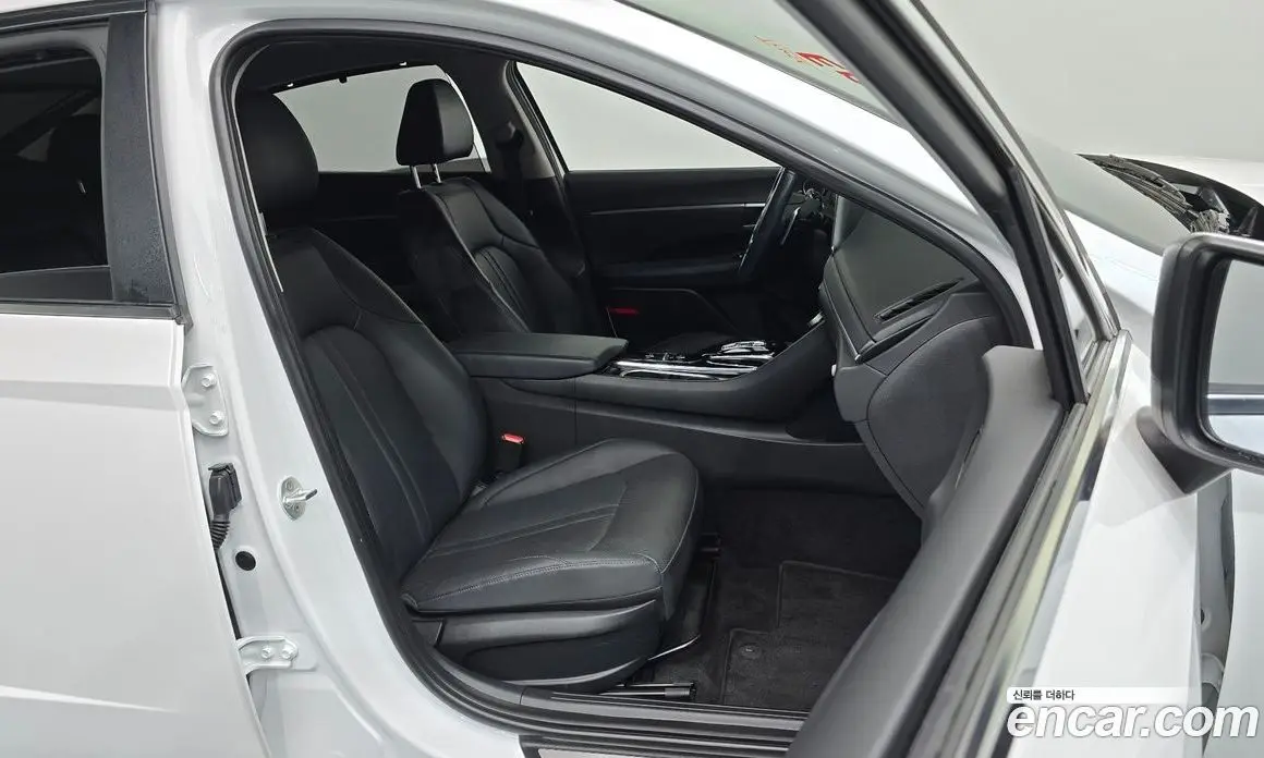 Hyundai Sonata 2019 2.0 автомат (гидро), фото 17 Hyundai Sonata 2019 2.0 автомат (гидро), фото 17