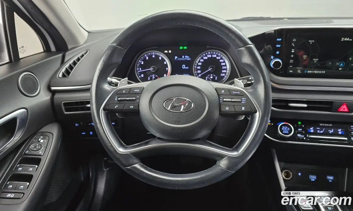 Hyundai Sonata 2019 2.0 автомат (гидро), фото 18 Hyundai Sonata 2019 2.0 автомат (гидро), фото 18