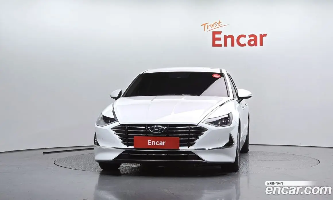 Hyundai Sonata 2019 2.0 автомат (гидро), фото 3 Hyundai Sonata 2019 2.0 автомат (гидро), фото 3