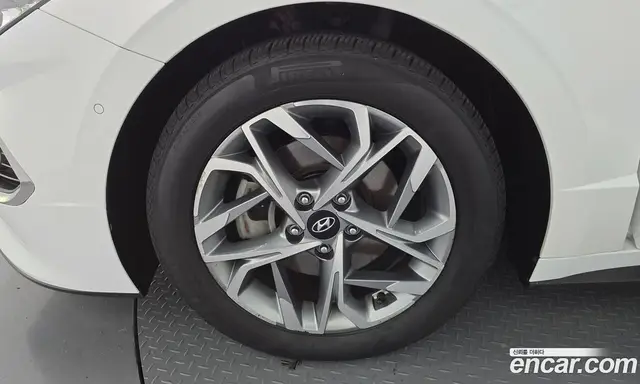 Hyundai Sonata 2019 2.0 автомат (гидро), миниатюра 5 Hyundai Sonata 2019 2.0 автомат (гидро), миниатюра 5