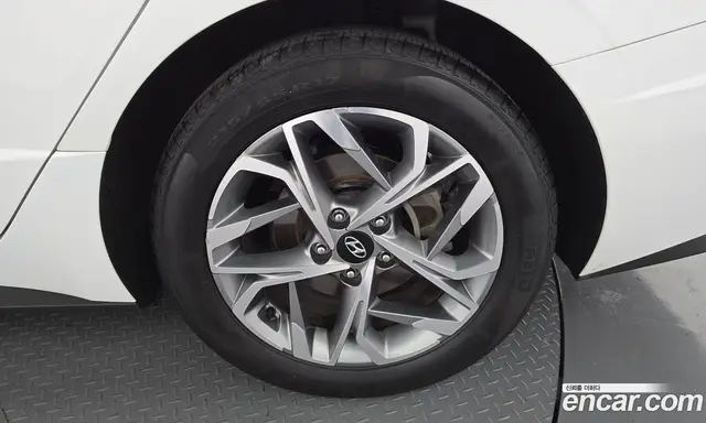 Hyundai Sonata 2019 2.0 автомат (гидро), миниатюра 7 Hyundai Sonata 2019 2.0 автомат (гидро), миниатюра 7
