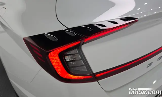 Hyundai Sonata 2019 2.0 автомат (гидро), миниатюра 9 Hyundai Sonata 2019 2.0 автомат (гидро), миниатюра 9