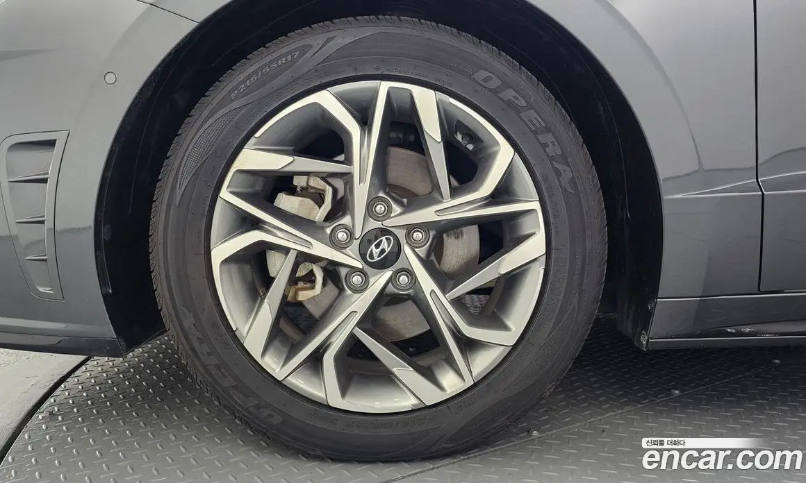 Hyundai Sonata 2022 2.0 автомат (гидро), фото 5 Hyundai Sonata 2022 2.0 автомат (гидро), фото 5