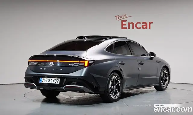 Hyundai Sonata 2023 1.6 автомат (гидро), миниатюра 1