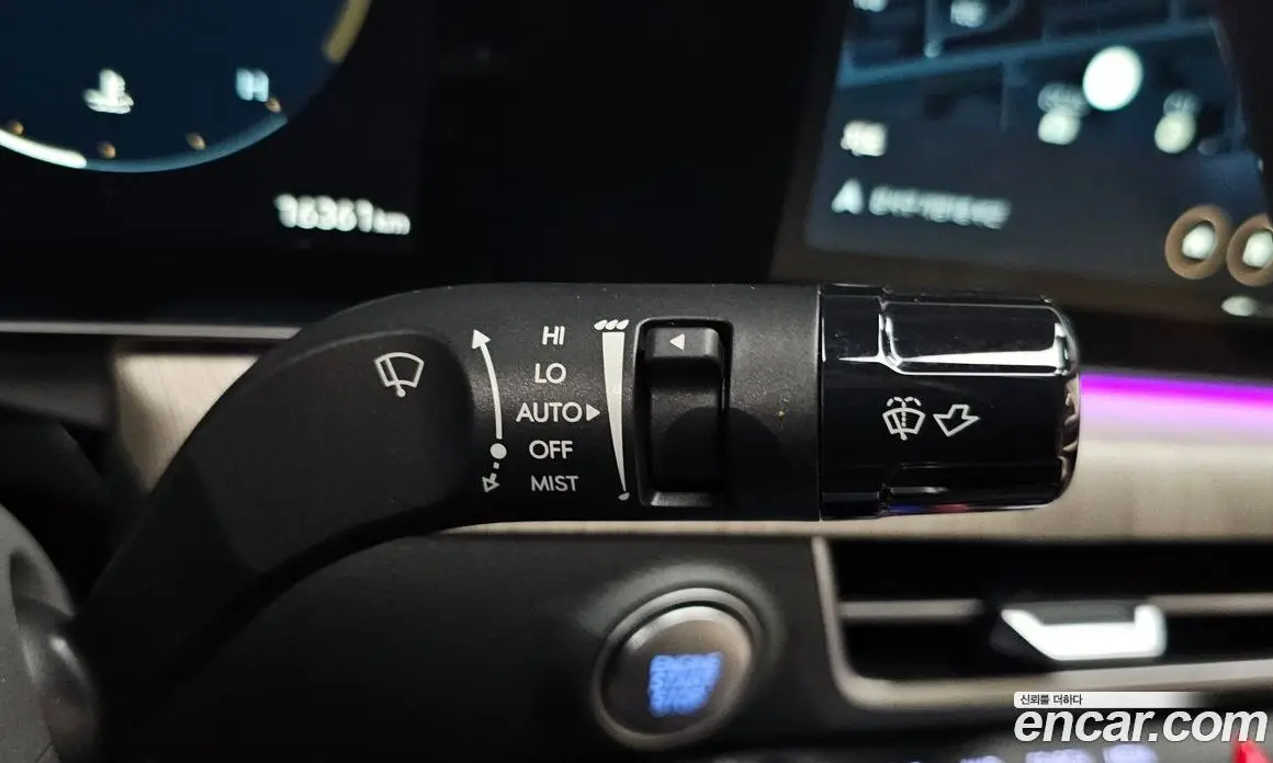 Hyundai Sonata 2023 1.6 автомат (гидро), фото 32