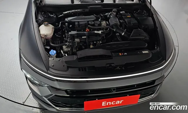 Hyundai Sonata 2023 1.6 автомат (гидро), миниатюра 5