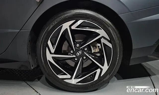 Hyundai Sonata 2023 1.6 автомат (гидро), миниатюра 6