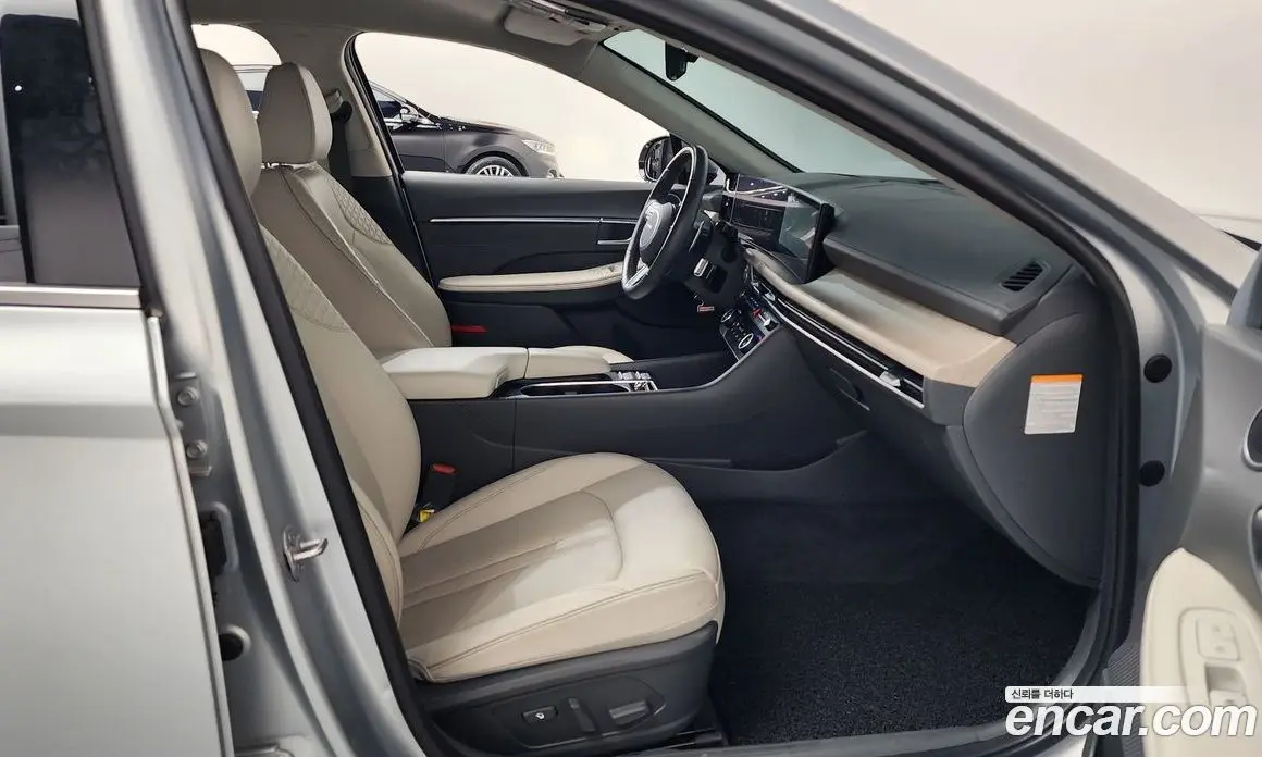 Hyundai Sonata 2023 2.0 автомат (гидро), фото 16 Hyundai Sonata 2023 2.0 автомат (гидро), фото 16