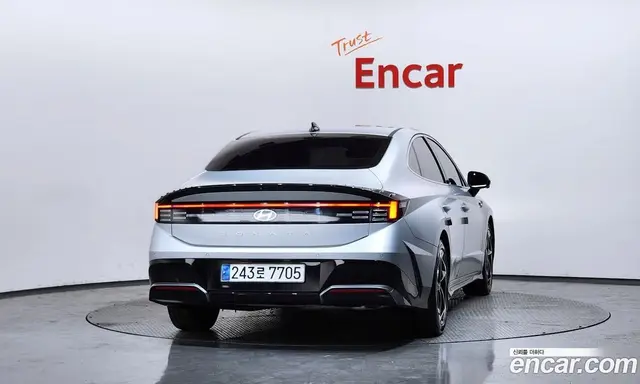 Hyundai Sonata 2023 2.0 автомат (гидро), миниатюра 4 Hyundai Sonata 2023 2.0 автомат (гидро), миниатюра 4
