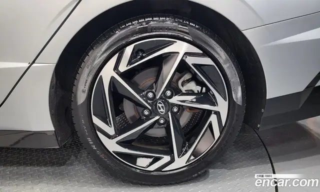 Hyundai Sonata 2023 2.0 автомат (гидро), миниатюра 7 Hyundai Sonata 2023 2.0 автомат (гидро), миниатюра 7