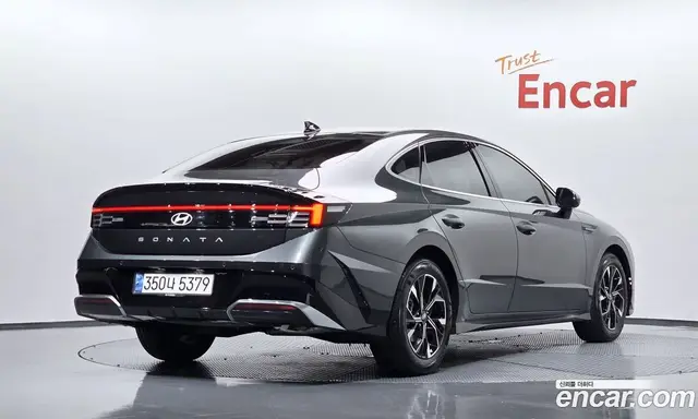 Hyundai Sonata 2024 2.0 автомат (гидро), миниатюра 1 Hyundai Sonata 2024 2.0 автомат (гидро), миниатюра 1