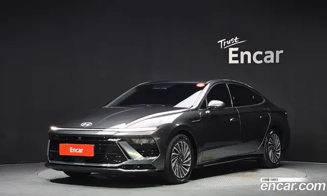 Hyundai Sonata 2024 2.0 автомат (гидро), миниатюра 1 Hyundai Sonata 2024 2.0 автомат (гидро), миниатюра 1