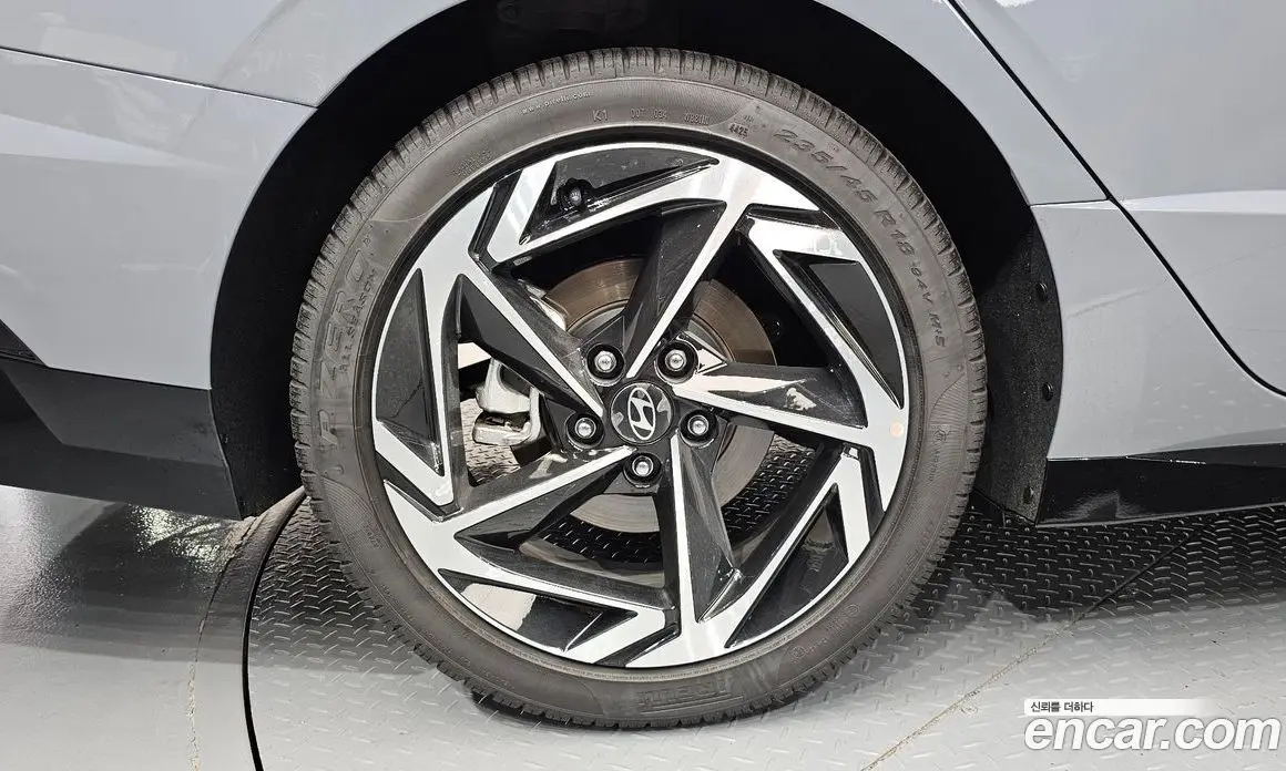 Hyundai Sonata 2026 1.6 автомат (гидро), фото 5