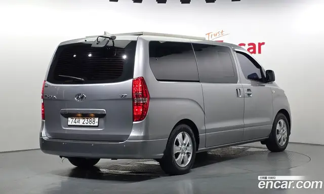Hyundai Starex 2018 2.5 автомат (гидро), миниатюра 2 Hyundai Starex 2018 2.5 автомат (гидро), миниатюра 2