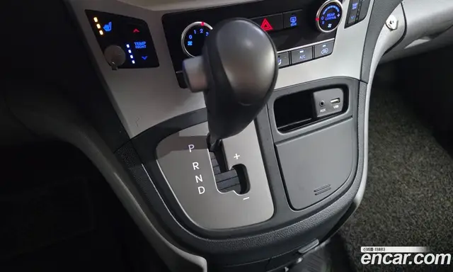 Hyundai Starex 2018 2.5 автомат (гидро), миниатюра 12