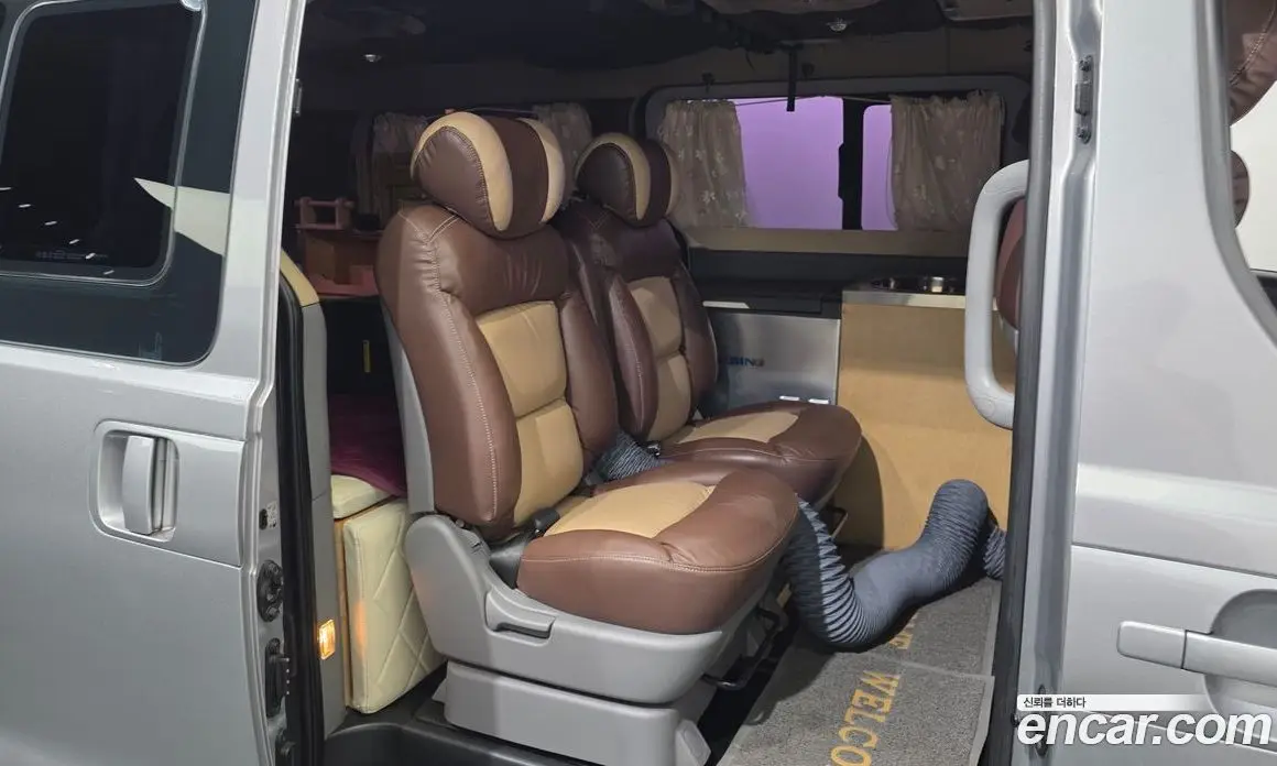 Hyundai Starex 2018 2.5 автомат (гидро), фото 17 Hyundai Starex 2018 2.5 автомат (гидро), фото 17