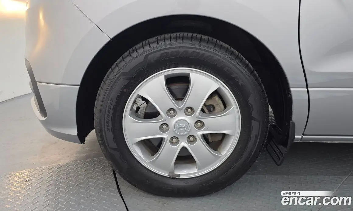 Hyundai Starex 2018 2.5 автомат (гидро), фото 5 Hyundai Starex 2018 2.5 автомат (гидро), фото 5