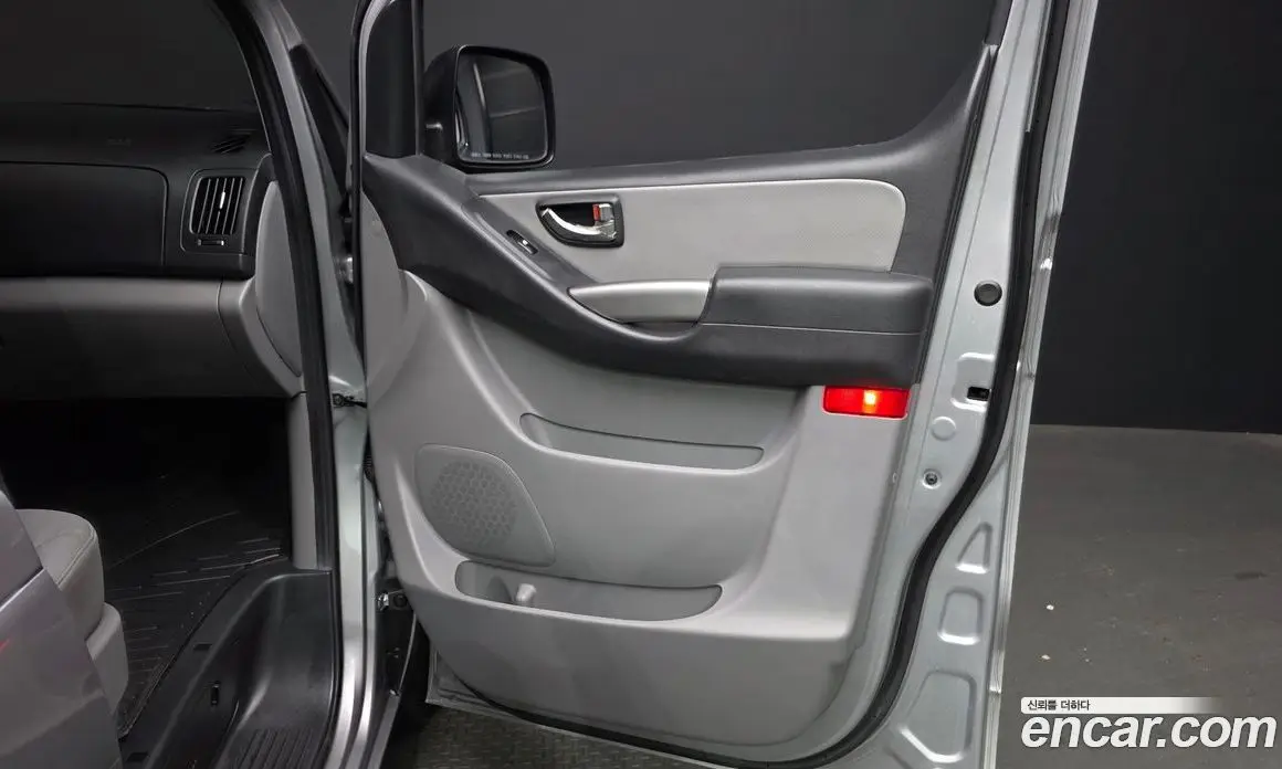 Hyundai Starex 2021 2.5 автомат (гидро), фото 13 Hyundai Starex 2021 2.5 автомат (гидро), фото 13