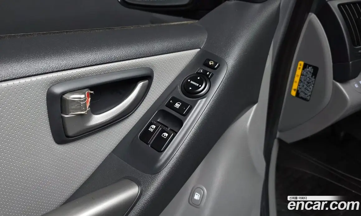 Hyundai Starex 2021 2.5 автомат (гидро), фото 26 Hyundai Starex 2021 2.5 автомат (гидро), фото 26