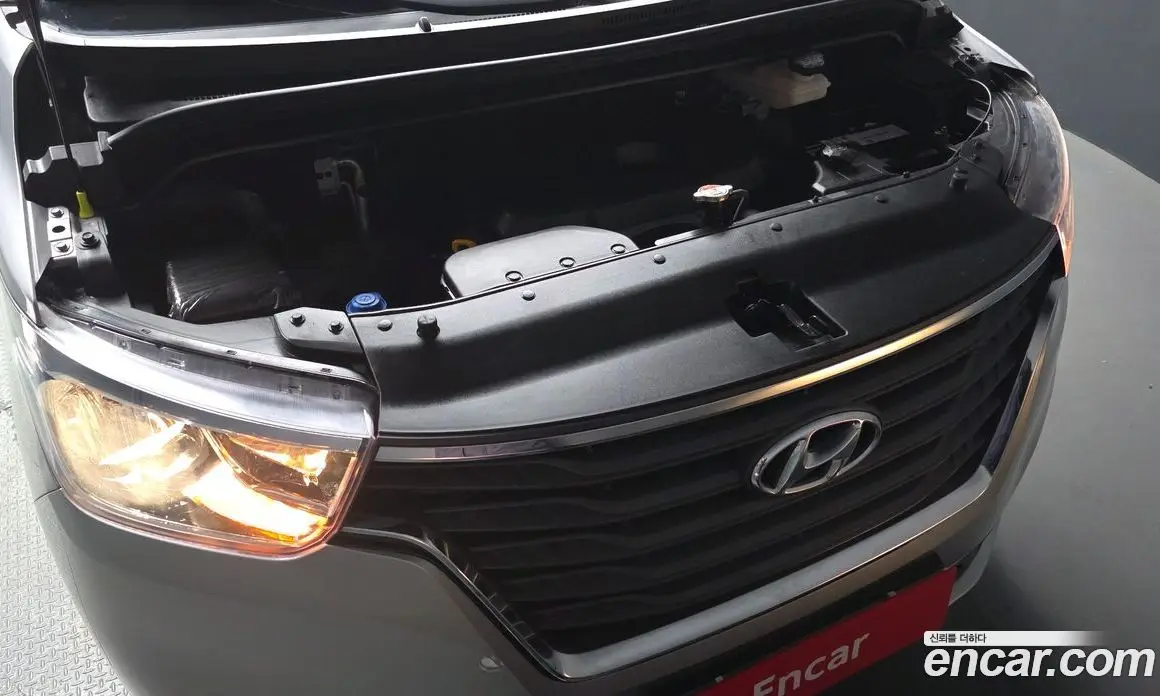 Hyundai Starex 2021 2.5 автомат (гидро), фото 5 Hyundai Starex 2021 2.5 автомат (гидро), фото 5