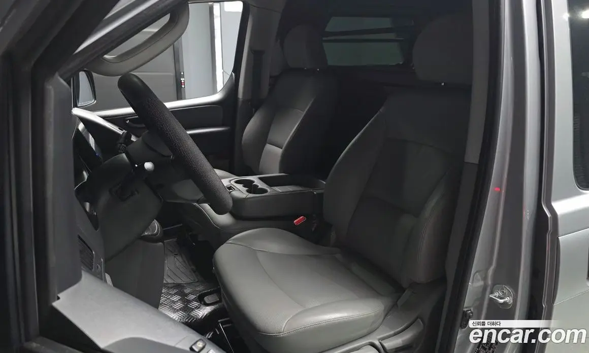 Hyundai Starex 2021 2.5 автомат (гидро), фото 9 Hyundai Starex 2021 2.5 автомат (гидро), фото 9