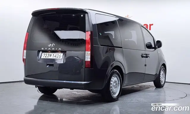 Hyundai Staria 2022 2.2 автомат (гидро), миниатюра 2