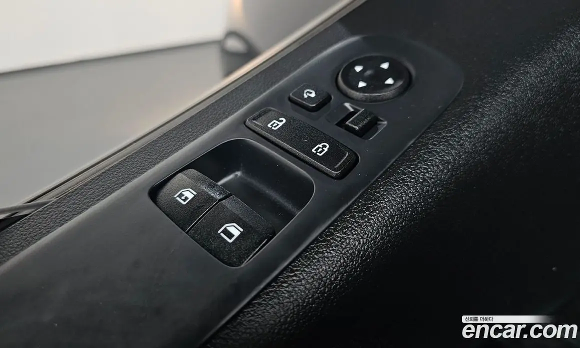 Hyundai Staria 2022 2.2 автомат (гидро), фото 27