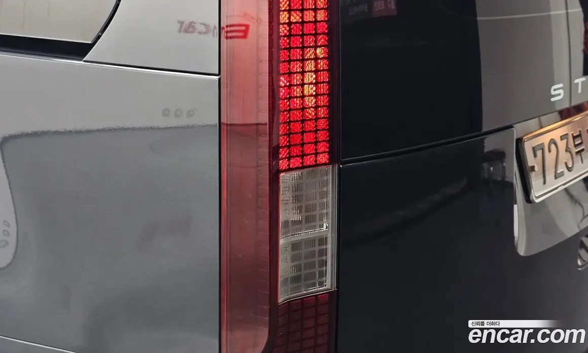 Hyundai Staria 2022 2.2 автомат (гидро), фото 9