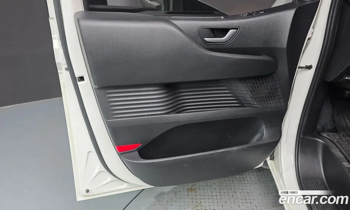 Hyundai Staria 2023 2.2 автомат (гидро), фото 15 Hyundai Staria 2023 2.2 автомат (гидро), фото 15