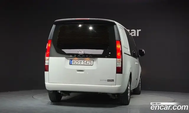 Hyundai Staria 2023 2.2 автомат (гидро), миниатюра 4 Hyundai Staria 2023 2.2 автомат (гидро), миниатюра 4