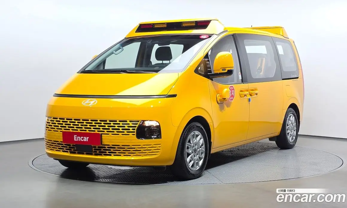 Hyundai Staria 2024 3.5 автомат (гидро), фото 1 Hyundai Staria 2024 3.5 автомат (гидро), фото 1